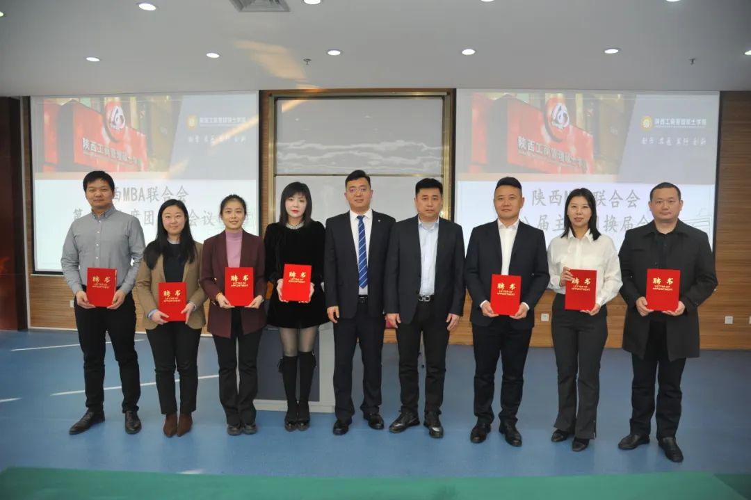 65a4997093395.jpg caf14363e3d841f5b4b880772f98d226~noop.jpg